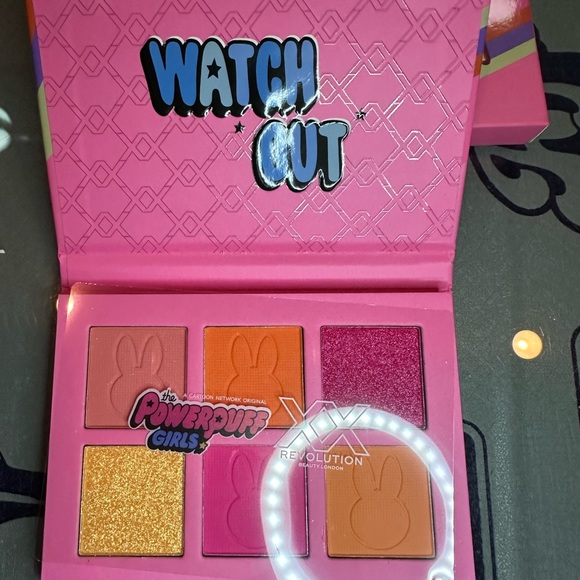 PowerPuff Girls BLOSSOM - 6 Shade Color Pan Eyeshadow Palette COLLECTOR EDITION - Picture 6 of 7